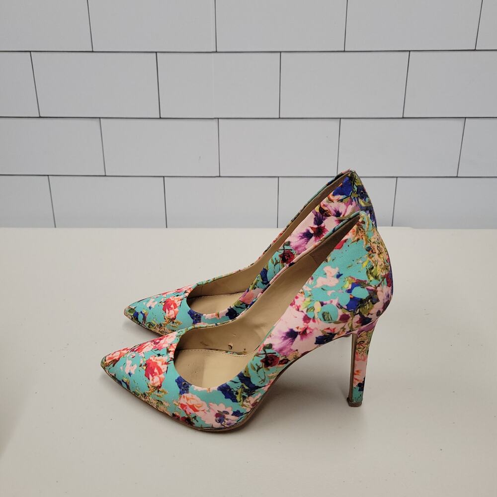 Vince Camuto Womens Size 7 Floral Pumps Multicolor Pointed Toe 4" Stiletto Heels